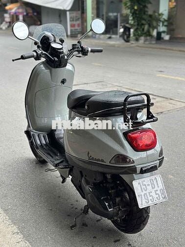 Piaggio Vespa LX V 125 Xám 2020