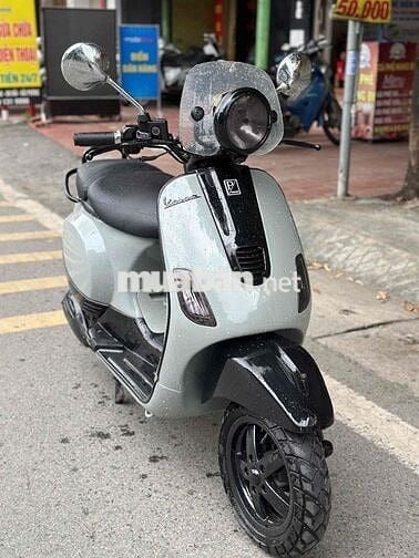 Piaggio Vespa LX V 125 Xám 2020