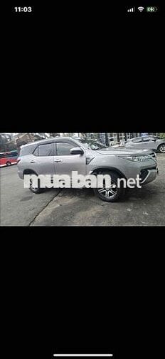 Toyota Fortuner 2018 2.4 84.000 km Bạc