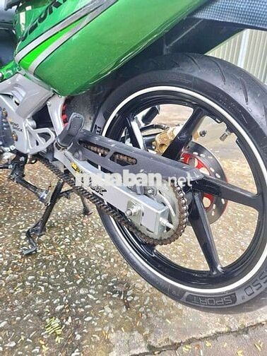 Suzuki Satria Xanh