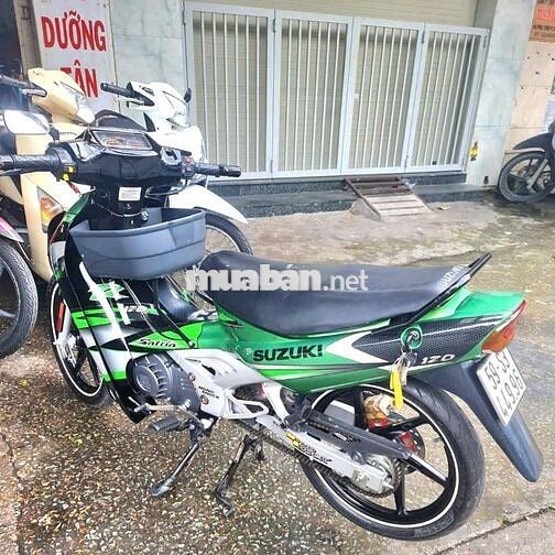 Suzuki Satria Xanh