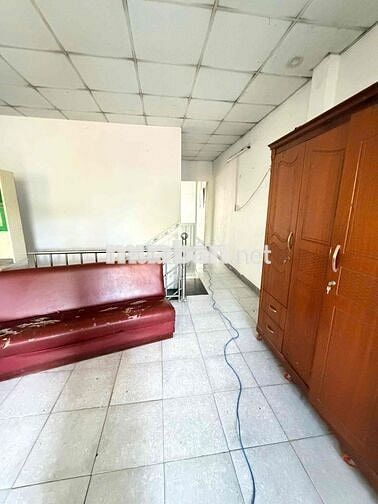 cho thuê nhà mới sạch sẽ gần ngã 5 vl lầu suốt 3p ban công rộng giá rẻ