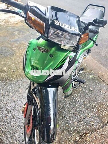 Suzuki Satria Xanh