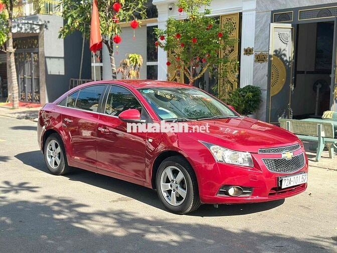 Chevrolet Cruze 2014 LTZ fom dáng đẹp