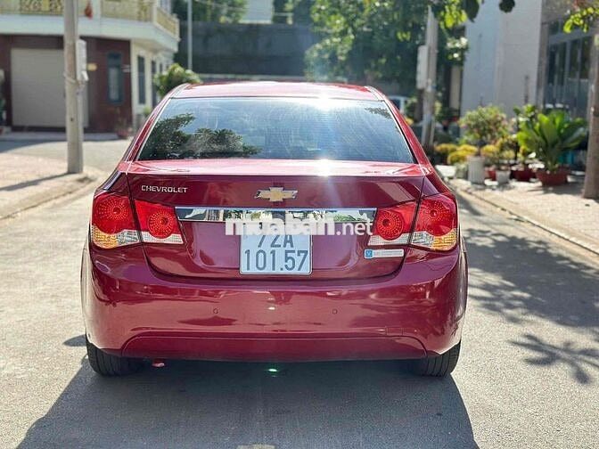 Chevrolet Cruze 2014 LTZ fom dáng đẹp