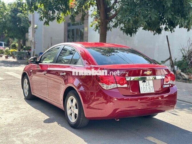 Chevrolet Cruze 2014 LTZ fom dáng đẹp