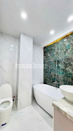 Bán Nhà 3 Tầng Sân Thượng _ MT Đường 8m _ Ngay Trung Tâm Thị Trấn NB