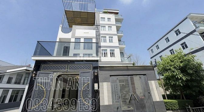 Bán Nhà 3 Tầng Sân Thượng _ MT Đường 8m _ Ngay Trung Tâm Thị Trấn NB