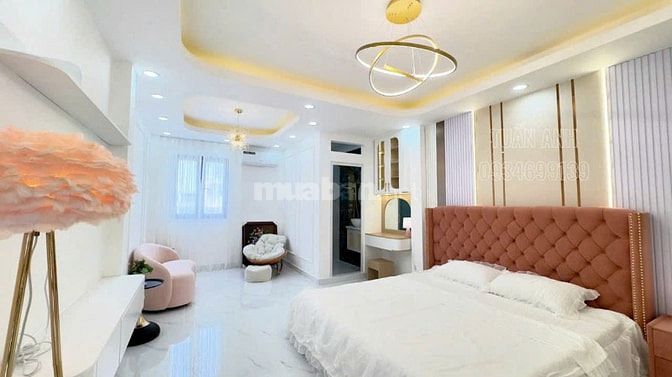 Bán Nhà 3 Tầng Sân Thượng _ MT Đường 8m _ Ngay Trung Tâm Thị Trấn NB