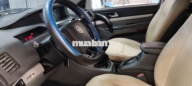 SsangYong Stavic SV270 máy dầu nổ êm  rũ 9 chủ