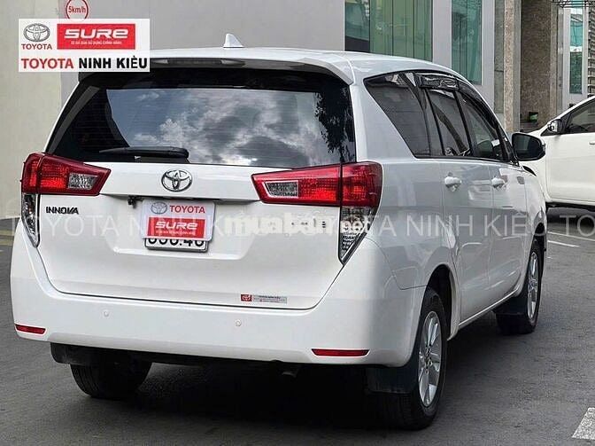 Toyota Innova 2017 2.0E 103.000 km Trắng