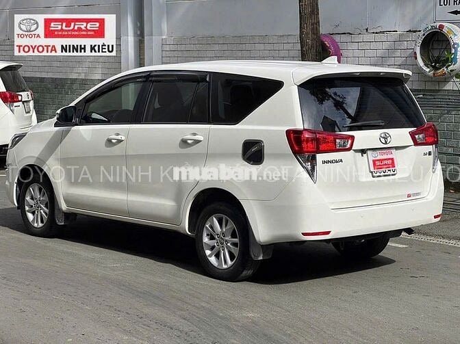 Toyota Innova 2017 2.0E 103.000 km Trắng