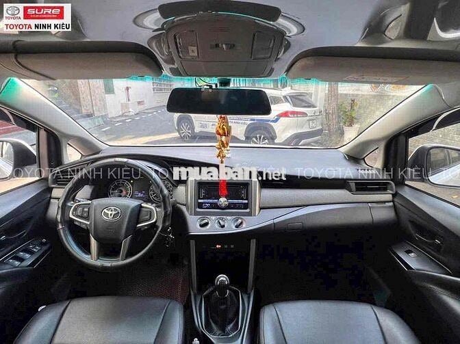 Toyota Innova 2017 2.0E 103.000 km Trắng