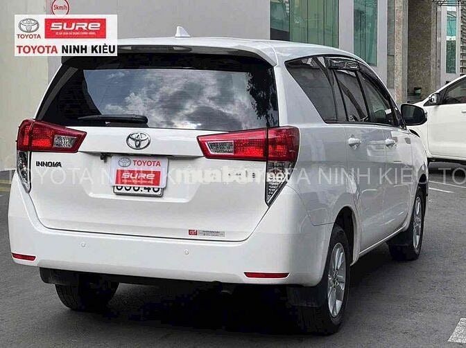 Toyota Innova 2017 2.0E 103.000 km Trắng