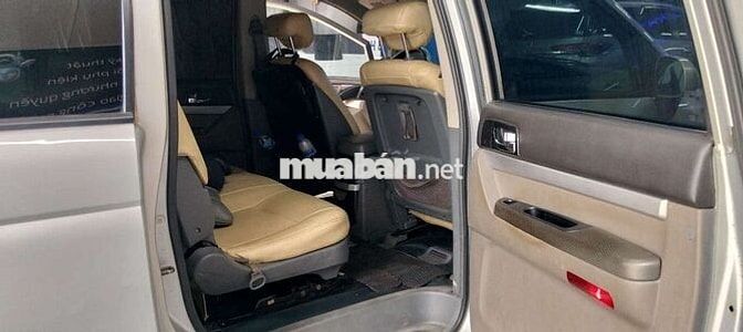 SsangYong Stavic SV270 máy dầu nổ êm  rũ 9 chủ