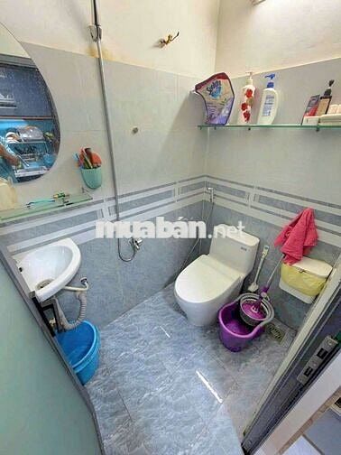 nhà bán mặt tiền đường 10m 2 lầu có sổ hồng