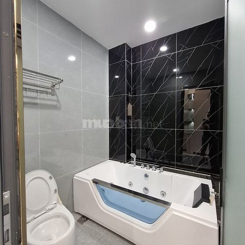 313M2 - NHÀ ĐẸP 4 TẦNG 4PN - THANG MÁY - 8.5 TỶ TL.