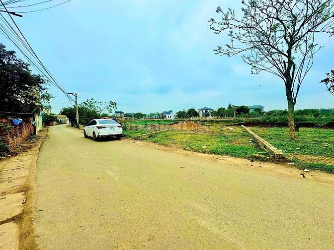 ĐẤT TRỤC CHÍNH THÔN 2 PHÚ CÁT – VIEW HỒ CỰC HIẾM 🔥
