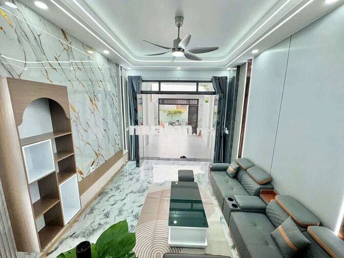 Chủ bán nhà mới , Sổ hoàn Công