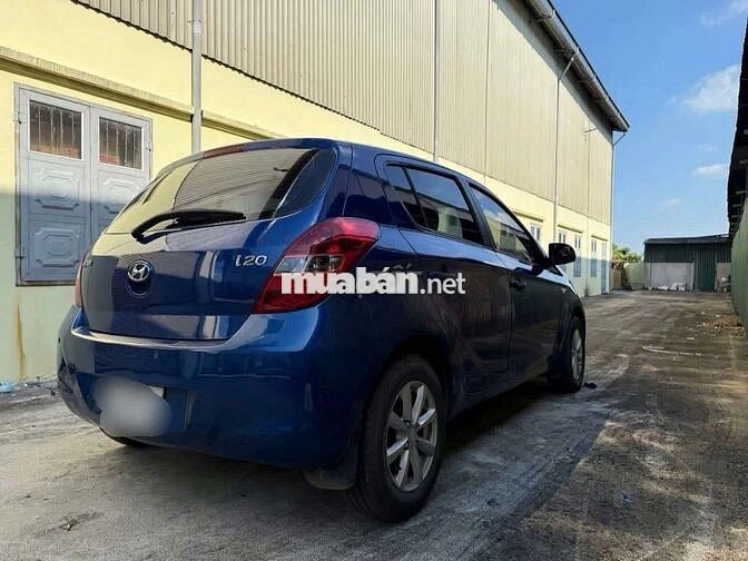 Hyundai i20 2010 Xanh