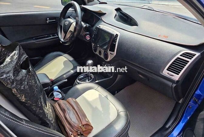 Hyundai i20 2010 Xanh