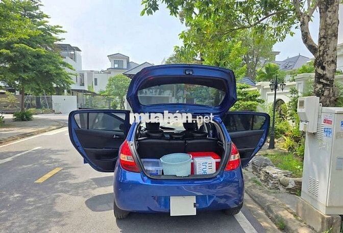 Hyundai i20 2010 Xanh
