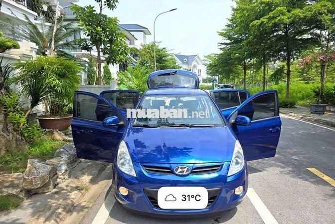 Hyundai i20 2010 Xanh