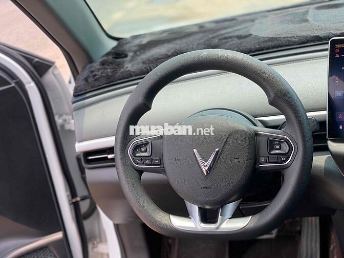 Xe điện VinFast VF6 Eco 2025 Trắng