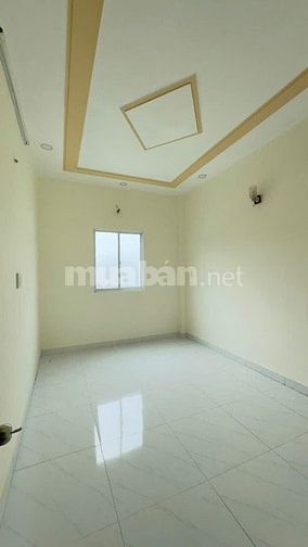 Bán Đất Tặng 2 Căn Nhà Riêng Biệt _ DT 6m x 20m _ Sổ Riêng _ Long Hậu