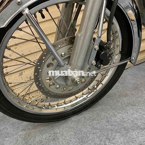 Royal Classic 500 Chrome . Royal 500 . classic500