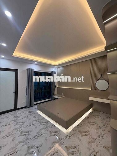 Nhà đẹp 5 tầng Minh Khai, cần sang nhanh sổ sẵn sàng giao dịch ngay