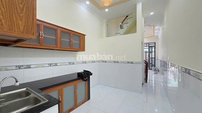 Bán Đất Tặng 2 Căn Nhà Riêng Biệt _ DT 6m x 20m _ Sổ Riêng _ Long Hậu