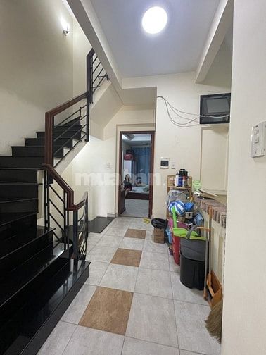 GIẢM GIÁ NGUYỄN ĐÌNH CHIỂU QUẬN 3 - HẺM GẦN 6M -61M2 NGANG 4.4M 5 TẦNG