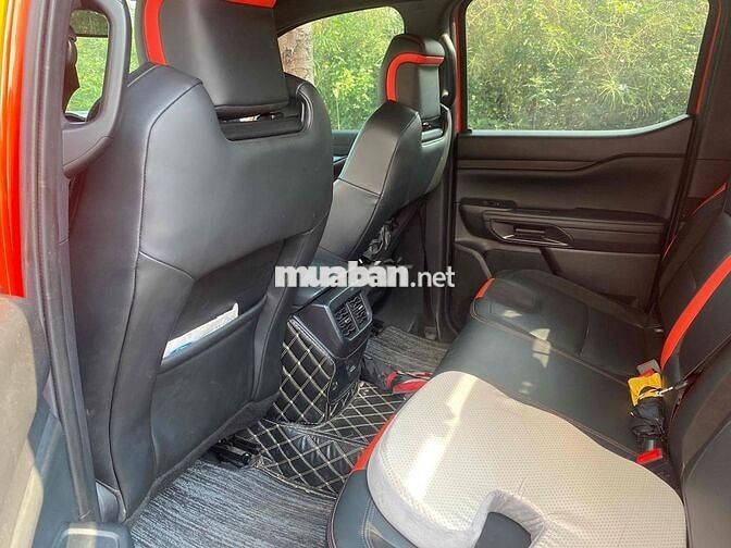 Ford Raptor 2023 Cam 20,000km máy dầu bản full