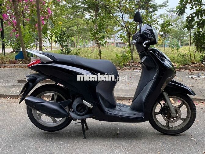 Xe máy Yamaha Janus màu Đen