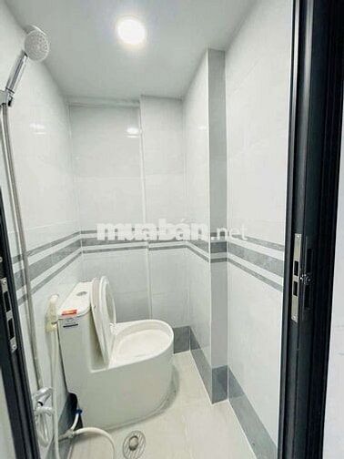 PHÒNG TRỌ MỚI.MÁY LẠNH.WC RIÊNG.Q5.Q8