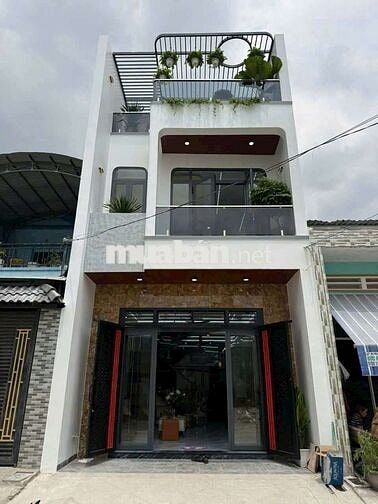 Chủ cần bán nhà mới. Sổ Hoàn Công