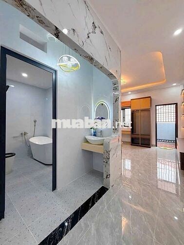 Chủ cần bán nhà mới. Sổ Hoàn Công