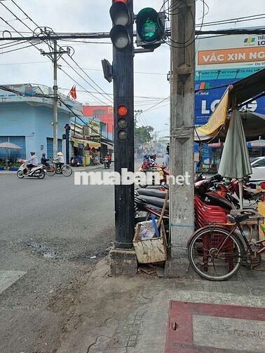 Mặt bằng kinh doanh  ngay chợ Hóc Môn cho thuê