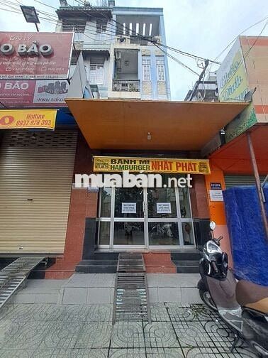Mặt bằng kinh doanh  ngay chợ Hóc Môn cho thuê