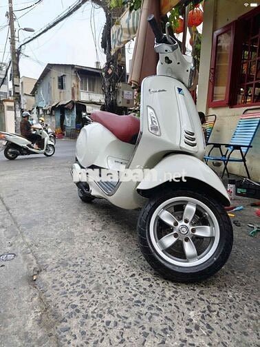 Vespa Primavera 2015 Trắng biển số TP chính chủ