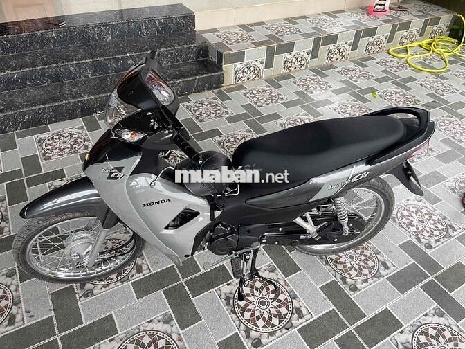 cần ra đi con xe này