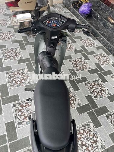 cần ra đi con xe này