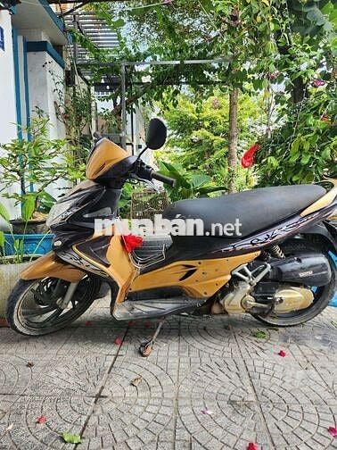 Suzuki Hayate 125 Vàng đen