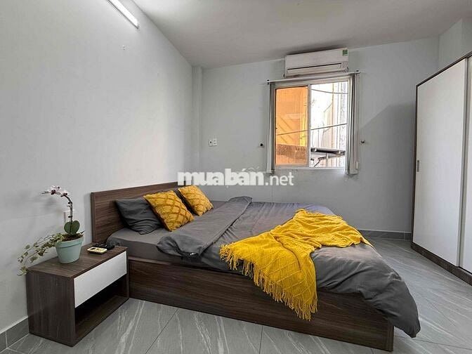 Cho thuê CHDV đường Calmette Quận 1