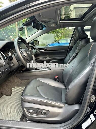 Toyota Camry 2.5 HV 2023 61000km Đen