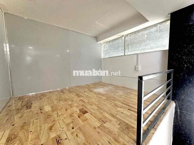 MẶT BẰNG KINH DOANH CÓ GÁC NGỦ LẠI HẺM XE TẢI CÁCH ĐƯỜNG LỚN 20M