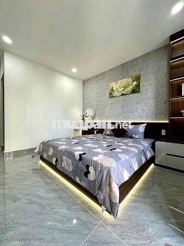 6,5 tỷ BÁN NHÀ PHỐ CAO CẤP , NHÀ 3 LẦU 4PN , HXH DT :4*14 FUN NỘI THẤT