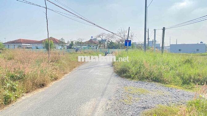 BÁN đất H.Bến Lức cũ, QH full ONT dt:1392m2 giá 3.75 tỷ TL nhanh
