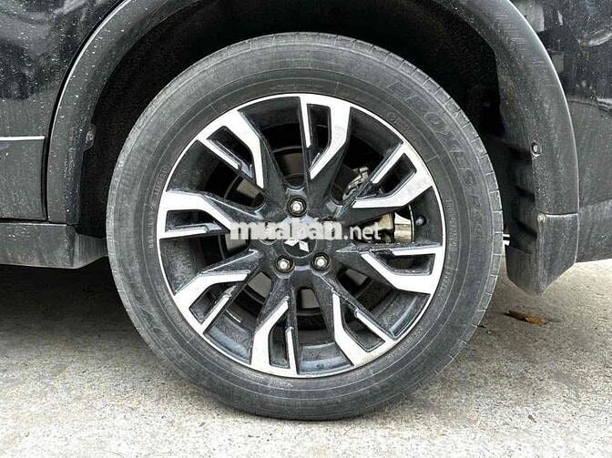 Mitsubishi Outlander 2.0 CVT sản xuất 2021